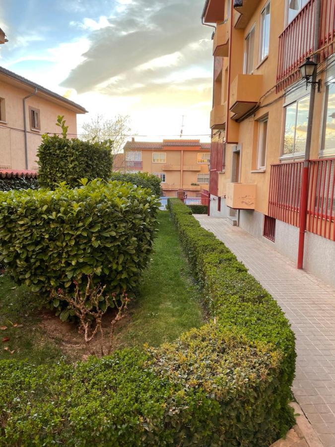 Apartamento Turistico Avila Vut Exterior foto